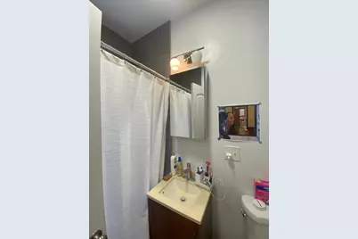1525 W Estes Avenue #B6, Chicago, IL 60626 - Photo 7