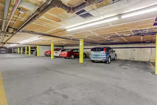 8640 Waukegan Rd, Morton Grove, IL 60053 - Photo 17