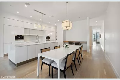 747 N Clark Street #401, Chicago, IL 60654 - Photo 11