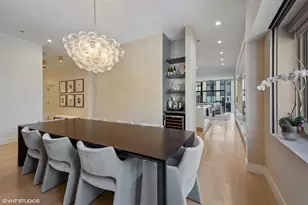 747 N Clark St, Chicago, IL 60654 - Photo 13