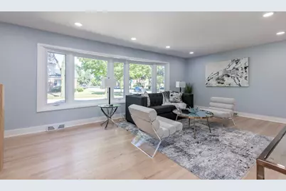 7600 Lowell Avenue, Skokie, IL 60076 - Photo 3