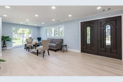 7600 Lowell Avenue, Skokie, IL 60076 - Photo 23
