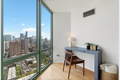 111 W Maple Street #3004, Chicago, IL 60610 - Photo 17