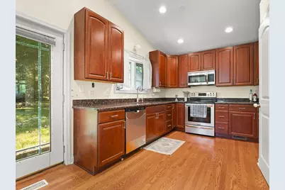 12590 W Hart Street, Beach Park, IL 60087 - Photo 5