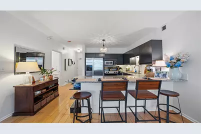 21 W Chestnut Street #1306, Chicago, IL 60611 - Photo 3