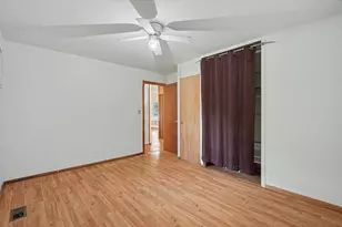 810 Maplepark Dr, Champaign, IL 61821 - Photo 13