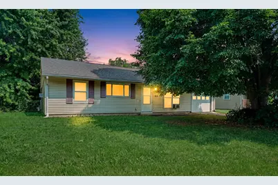 810 Maplepark Drive, Champaign, IL 61821 - Photo 1