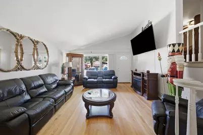 9937 Mulberry Avenue, Oak Lawn, IL 60453 - Photo 5