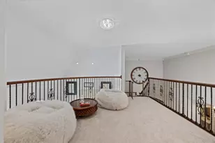 23 Ambriance Dr, Burr Ridge, IL 60527 - Photo 17