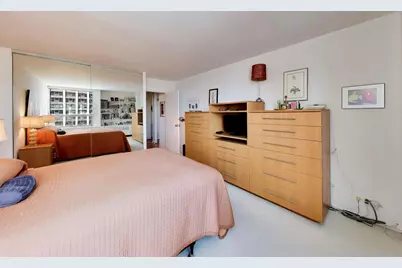 1460 N Sandburg Terrace #1412A, Chicago, IL 60610 - Photo 17