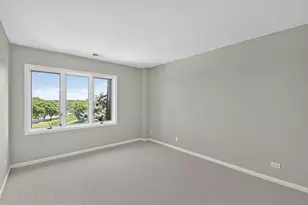 453 Raintree Dr, Glen Ellyn, IL 60137 - Photo 17