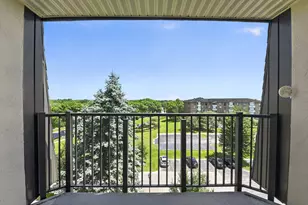 453 Raintree Dr, Glen Ellyn, IL 60137 - Photo 33