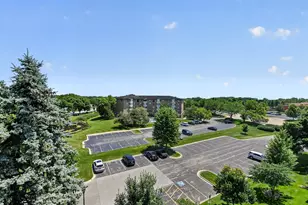 453 Raintree Dr, Glen Ellyn, IL 60137 - Photo 29