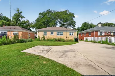 1621 Boeger Avenue, Westchester, IL 60154 - Photo 35
