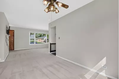 1621 Boeger Avenue, Westchester, IL 60154 - Photo 15