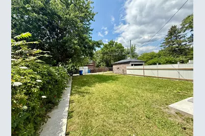 10560 S Lafayette Avenue #2, Chicago, IL 60628 - Photo 9