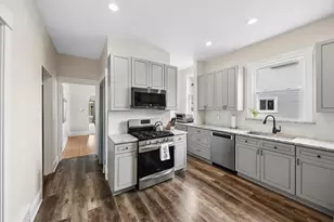 1015 Beloit Ave, Forest Park, IL 60130 - Photo 9