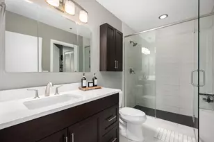 1000 W Adams St, Chicago, IL 60607 - Photo 11