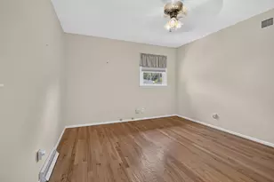 1204 Searle Dr, Normal, IL 61761 - Photo 21