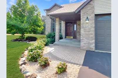 6707 Queenanns Way, South Beloit, IL 61080 - Photo 7