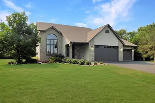 6707 Queenanns Way, South Beloit, IL 61080 - Photo 1