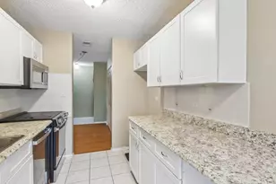 720 Weidner Rd, Buffalo Grove, IL 60089 - Photo 13