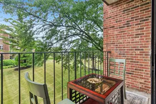 720 Weidner Rd, Buffalo Grove, IL 60089 - Photo 11