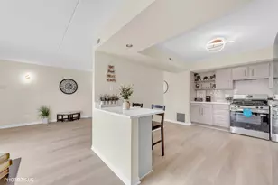 16742 Paxton Ave, Tinley Park, IL 60477 - Photo 11