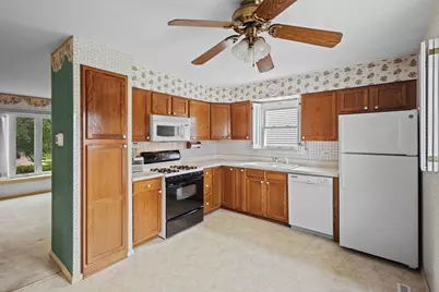 5842 Stuart Lane, Oak Forest, IL 60452 - Photo 5