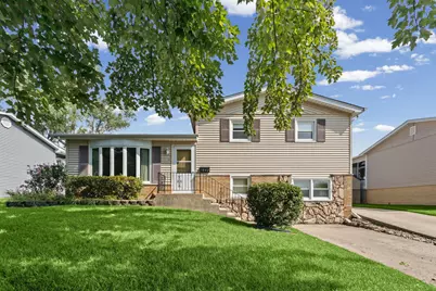 5842 Stuart Lane, Oak Forest, IL 60452 - Photo 1
