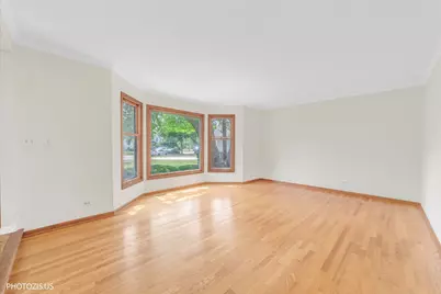 970 Ponderosa Lane, Hoffman Estates, IL 60010 - Photo 7
