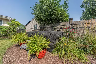 650 Newport Avenue, Westmont, IL 60559 - Photo 27