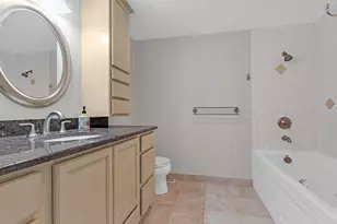 650 Newport Ave, Westmont, IL 60559 - Photo 19