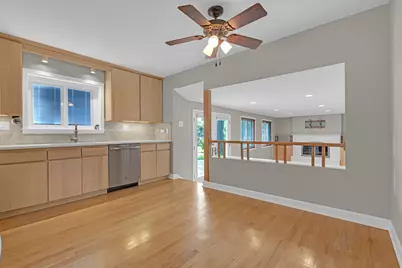 650 Newport Avenue, Westmont, IL 60559 - Photo 7