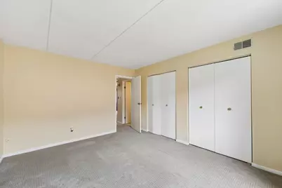 5401 Chateau Drive #4, Rolling Meadows, IL 60008 - Photo 17