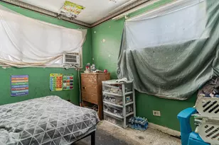 5039 W Gladys Ave, Chicago, IL 60644 - Photo 19