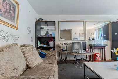 5039 W Gladys Avenue #E, Chicago, IL 60644 - Photo 7