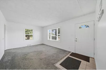 312 Hill Street, Mount Morris, IL 61054 - Photo 5