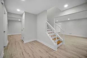 1447 Baldwin Ct, Naperville, IL 60565 - Photo 5