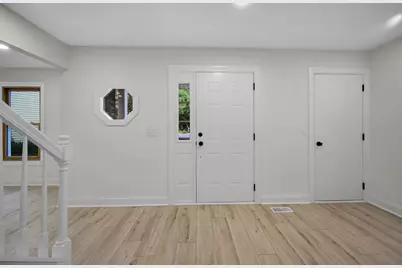 1447 Baldwin Court, Naperville, IL 60565 - Photo 7