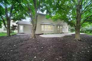 1447 Baldwin Ct, Naperville, IL 60565 - Photo 49