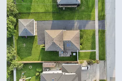 8053 W 88th Street, Hickory Hills, IL 60457 - Photo 37
