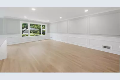 8434 Lawndale Avenue, Skokie, IL 60076 - Photo 15