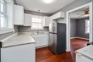12532 S Throop St, Calumet Park, IL 60827 - Photo 5