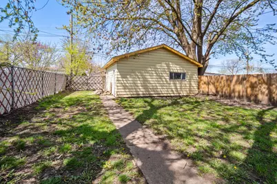 12532 S Throop Street, Calumet Park, IL 60827 - Photo 9