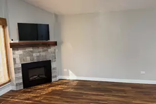 26279 N Hickory Ave, Mundelein, IL 60060 - Photo 3