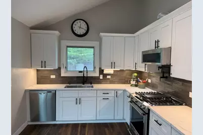 26279 N Hickory Avenue, Mundelein, IL 60060 - Photo 15