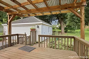 663 Pleasant St, Woodstock, IL 60098 - Photo 21