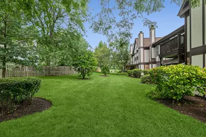 166 White Branch Court, Buffalo Grove, IL 60089 - Photo 21