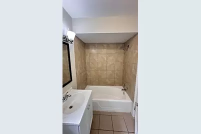 10214 S La Salle Street, Chicago, IL 60628 - Photo 11